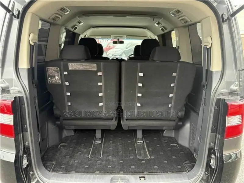 Mitsubishi Delica 2012 Gray