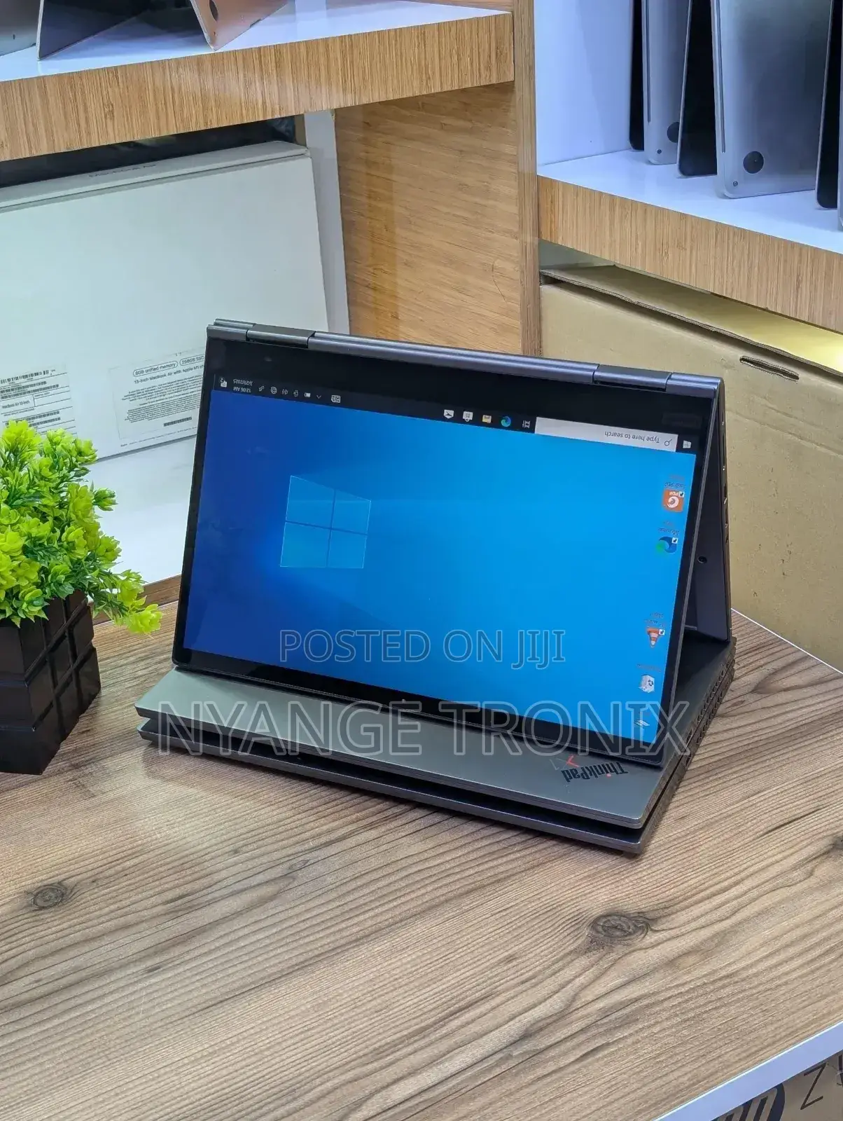 Laptop Lenovo ThinkPad X390 Yoga 16GB Intel Core I5 SSD 512GB