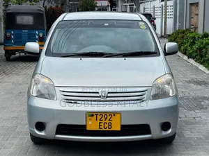 Toyota Raum 1.5 AWD 2003 Gray