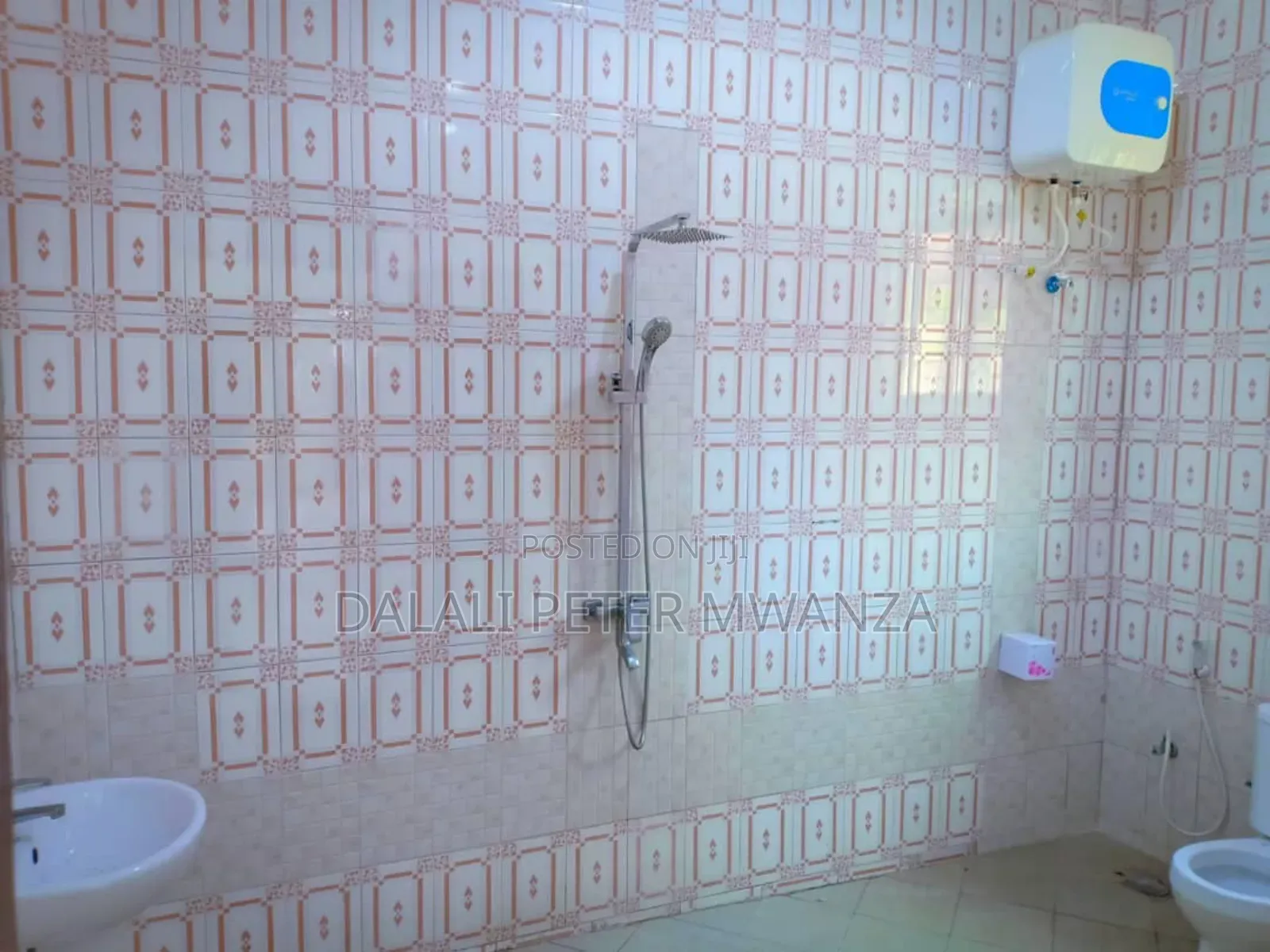 3bdrm House in Airport Road, Ilemela for rent