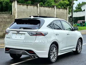 Toyota Harrier 2015 Off white