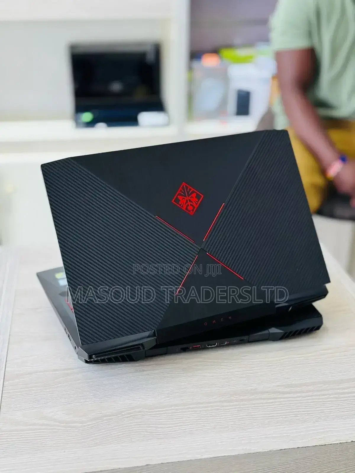Laptop HP Omen 17t 16GB Intel Core I7 HDD+SSD 1T