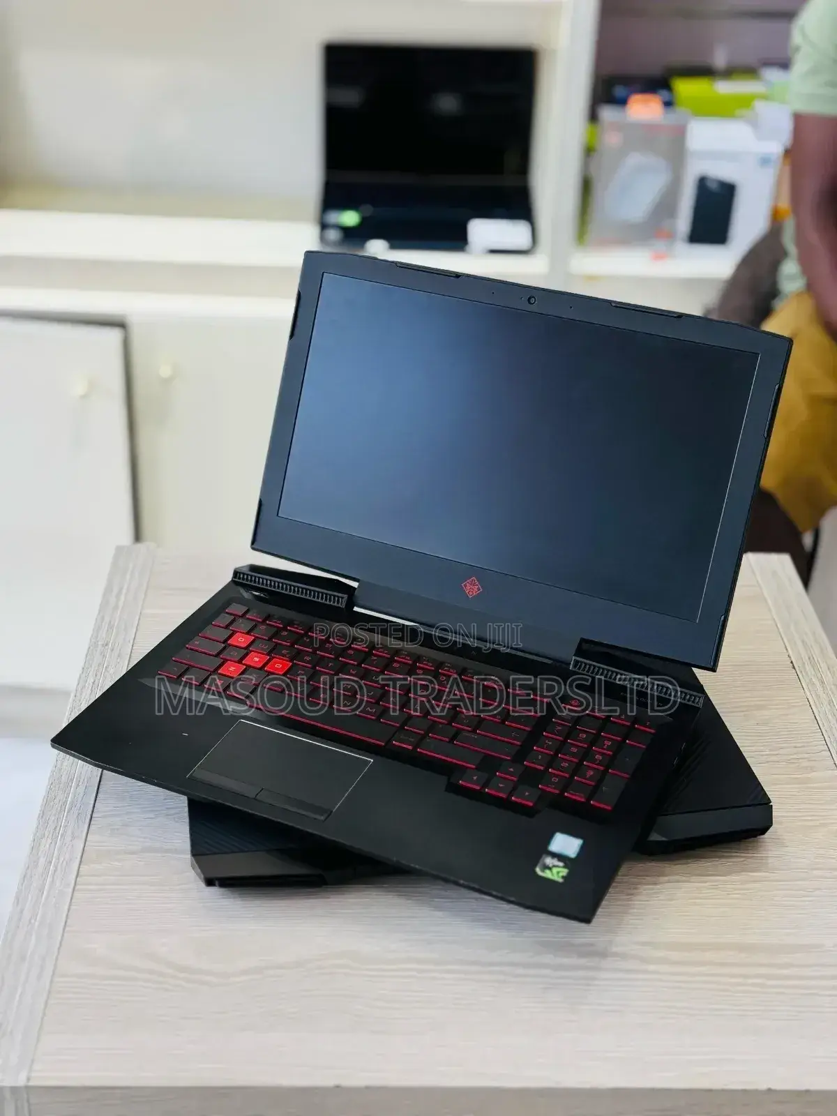 Laptop HP Omen 17t 16GB Intel Core I7 HDD+SSD 1T