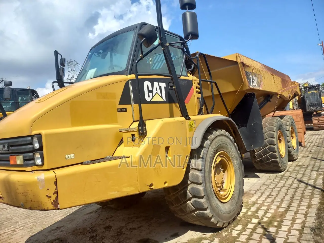 Articulated Dump Truck Cat 730