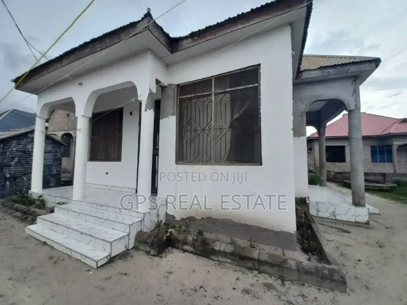 3bdrm House in Mbande Kisewe, Kinondoni for sale