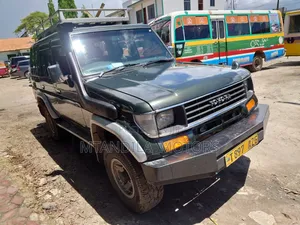 Toyota Land Cruiser Prado 2003 Gray