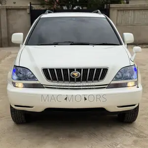 Toyota Harrier 2002 White