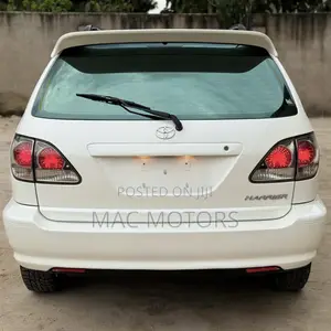 Toyota Harrier 2002 White