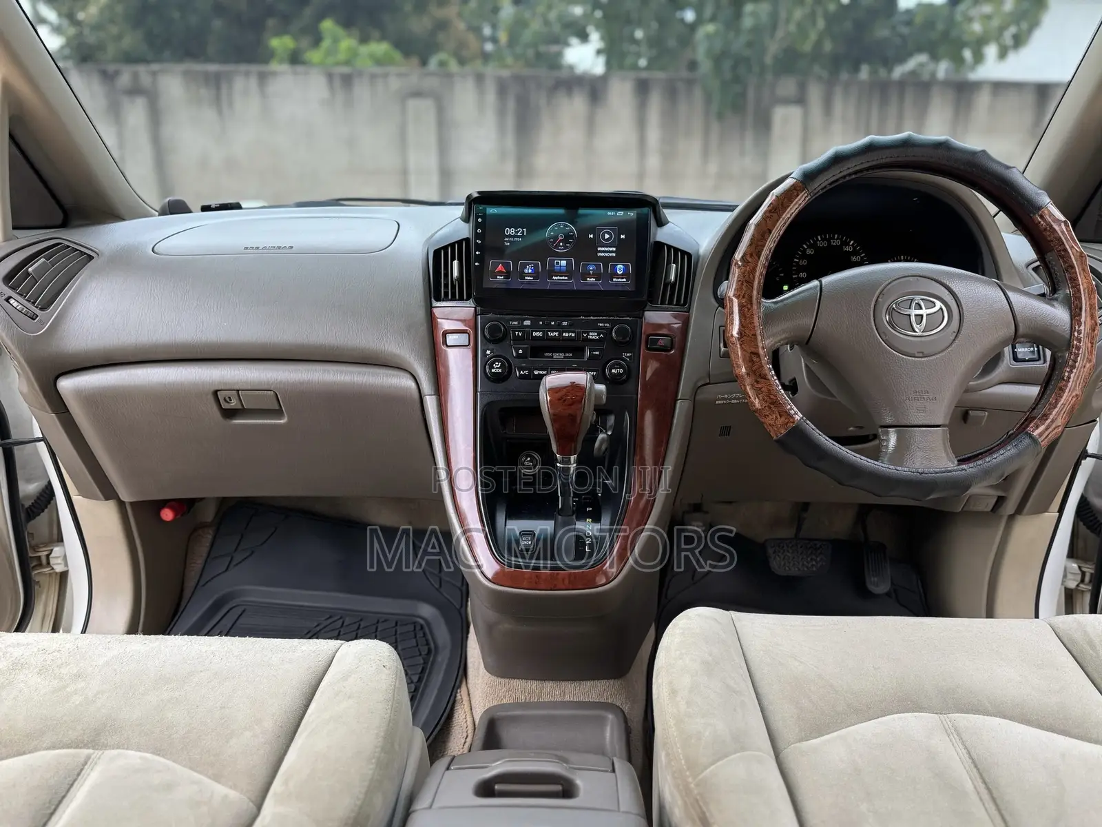 Toyota Harrier 2002 White