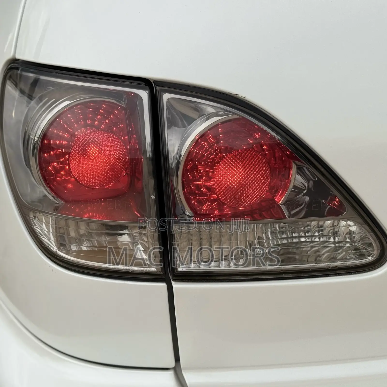 Toyota Harrier 2002 White