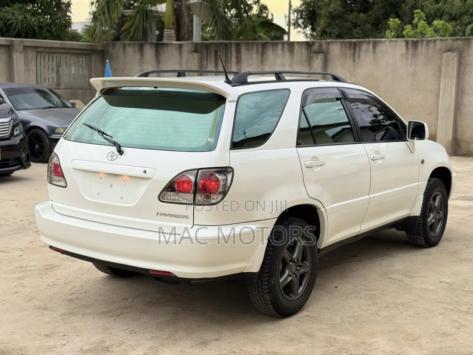 Toyota Harrier 2002 White