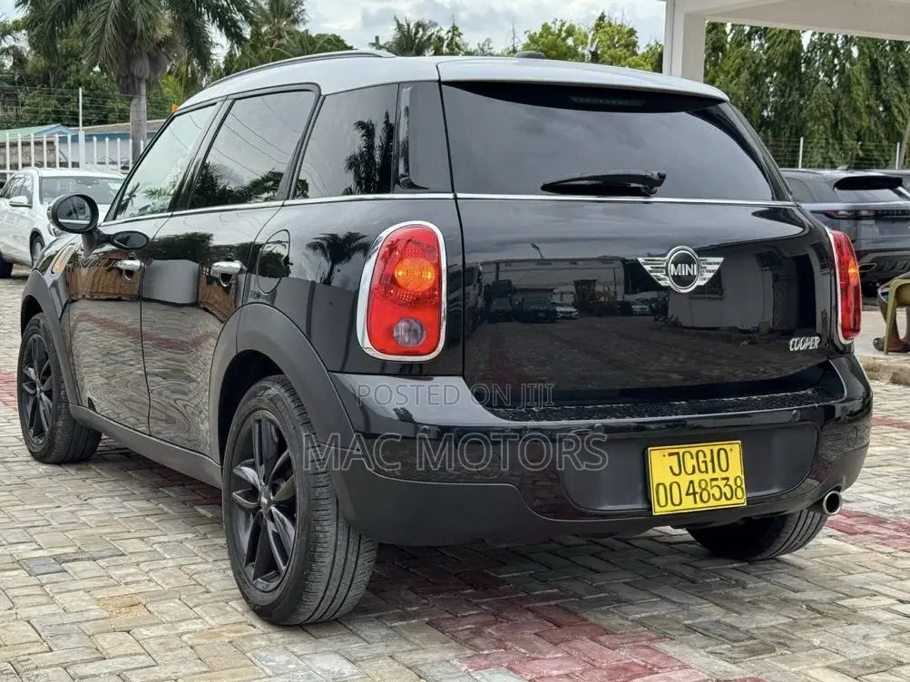 Mini Cooper 2012 Black