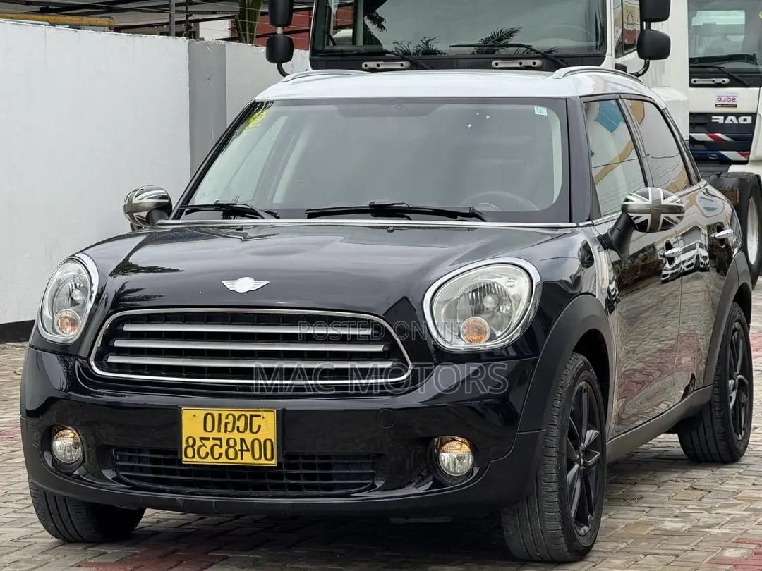 Mini Cooper 2012 Black