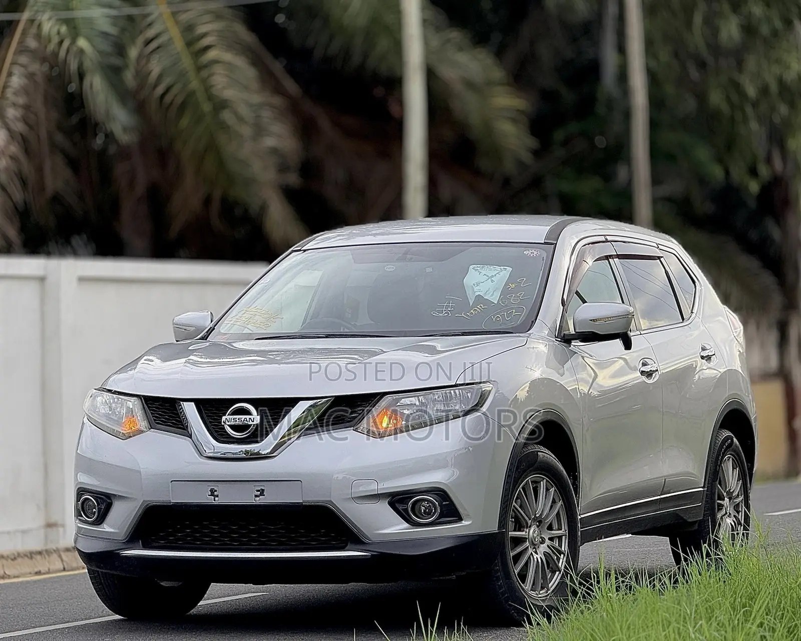 Nissan X-Trail 2.0 Petrol AWD 2014 Silver