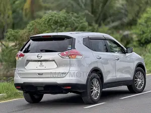 Nissan X-Trail 2.0 Petrol AWD 2014 Silver