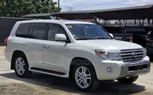 Toyota Land Cruiser 4.6 V8 ZX 2011 White