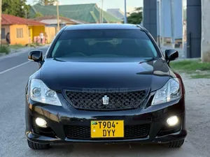 Toyota Crown 2011 Black