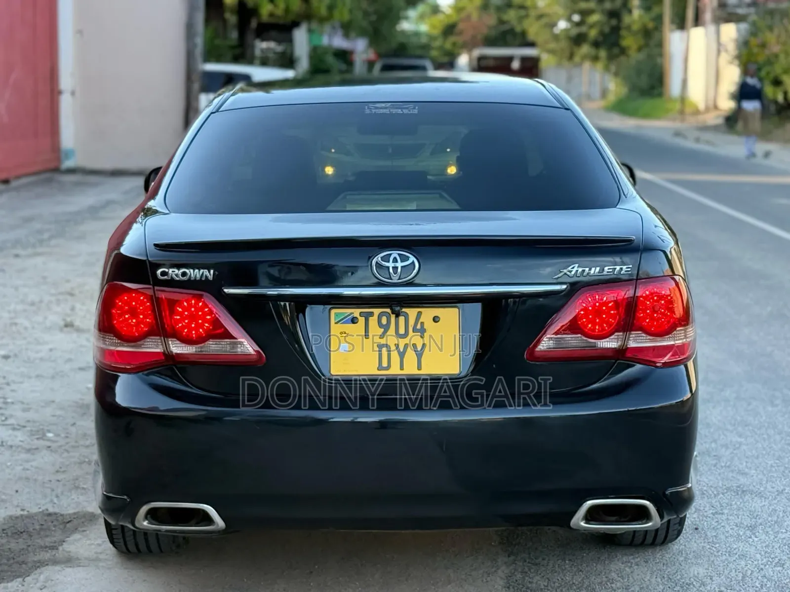 Toyota Crown 2011 Black