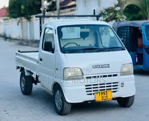 Photo - Suzuki Carry