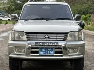 Toyota Land Cruiser Prado 2.7 16V 5dr 2000 White
