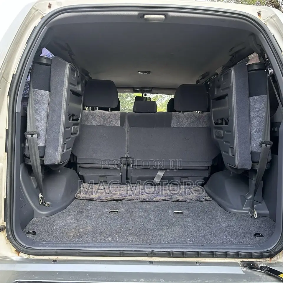 Toyota Land Cruiser Prado 2.7 16V 5dr 2000 White