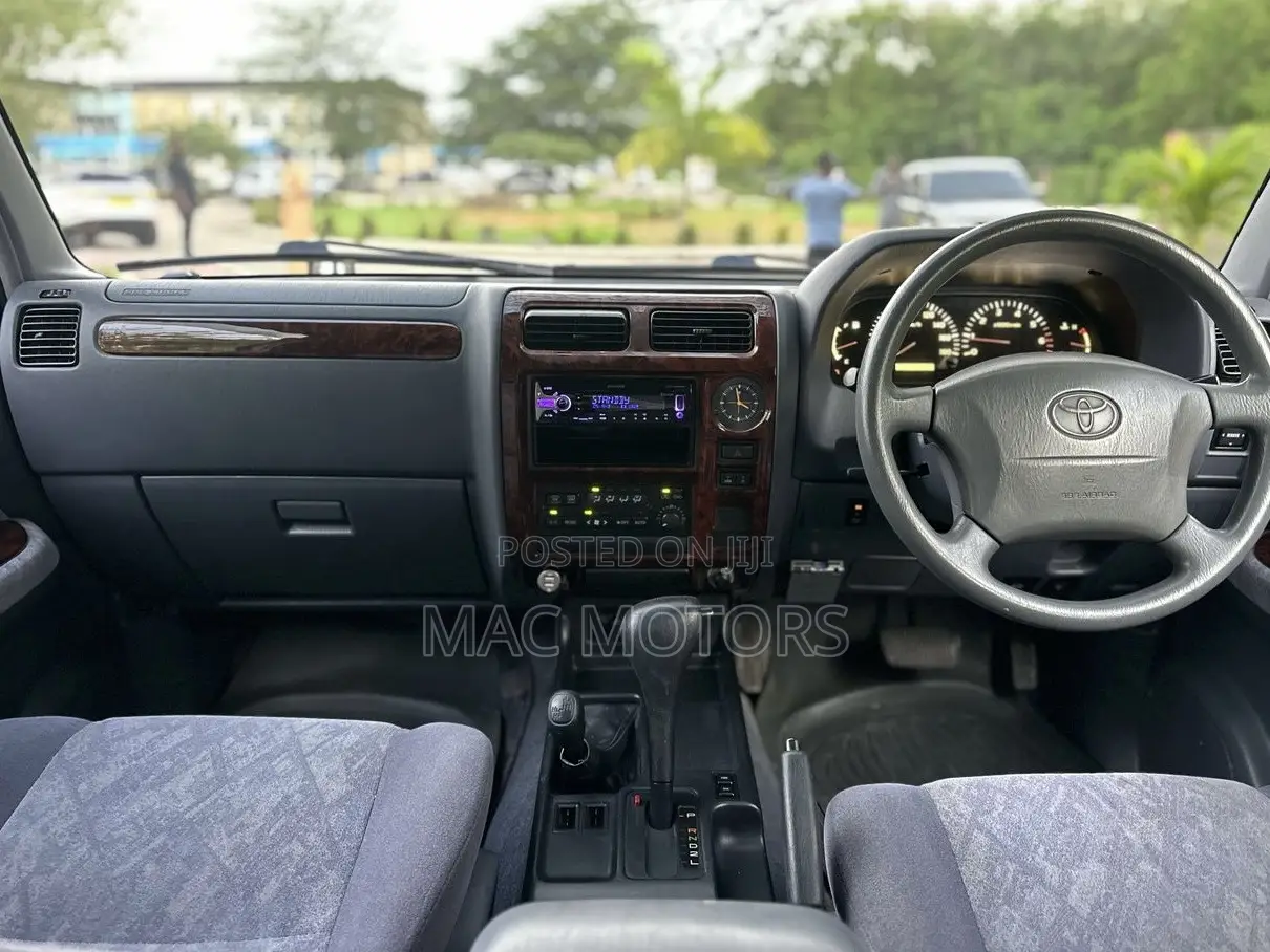 Toyota Land Cruiser Prado 2.7 16V 5dr 2000 White