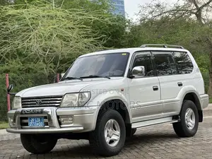 Toyota Land Cruiser Prado 2.7 16V 5dr 2000 White