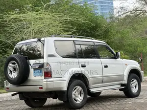 Toyota Land Cruiser Prado 2.7 16V 5dr 2000 White