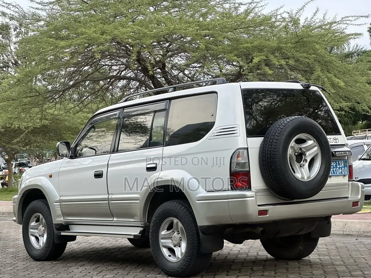 Toyota Land Cruiser Prado 2.7 16V 5dr 2000 White