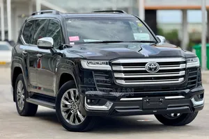 Toyota Land Cruiser 2023 Black