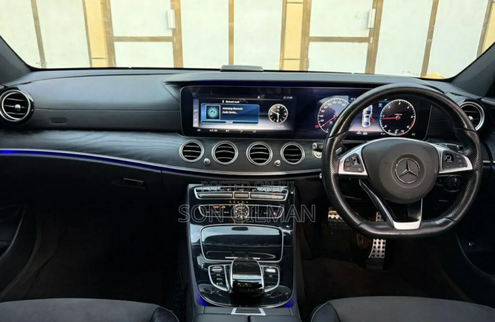 Mercedes-Benz E220 2017 Pearl