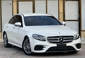Mercedes-Benz E220 2017 Pearl