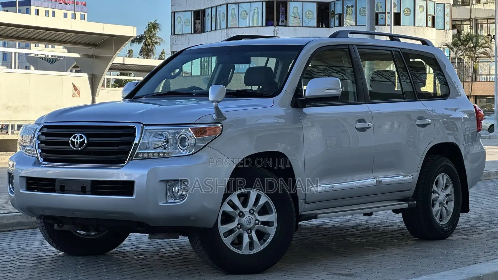 Toyota Land Cruiser 4.5 V8 TD STD 2010 Silver