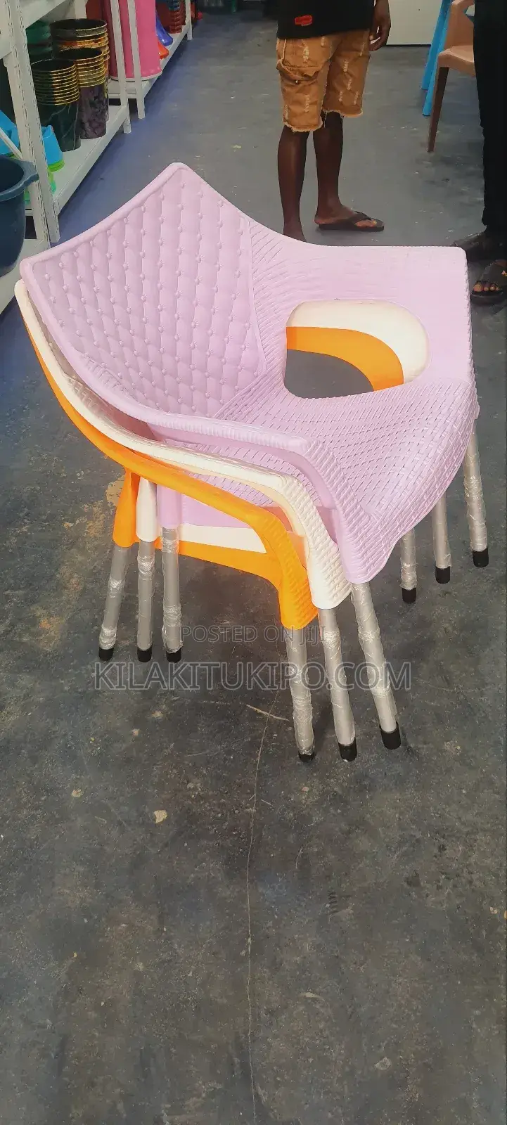 Strong Luxury Plastic Chair New 2025
