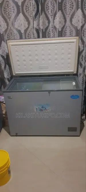 Freezer 200l Used in Good Condition