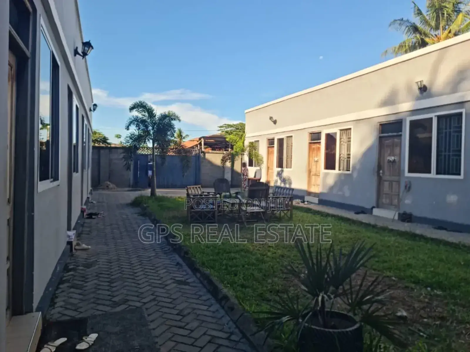 15bdrm Apartment in Ferry Kigamboni for sale