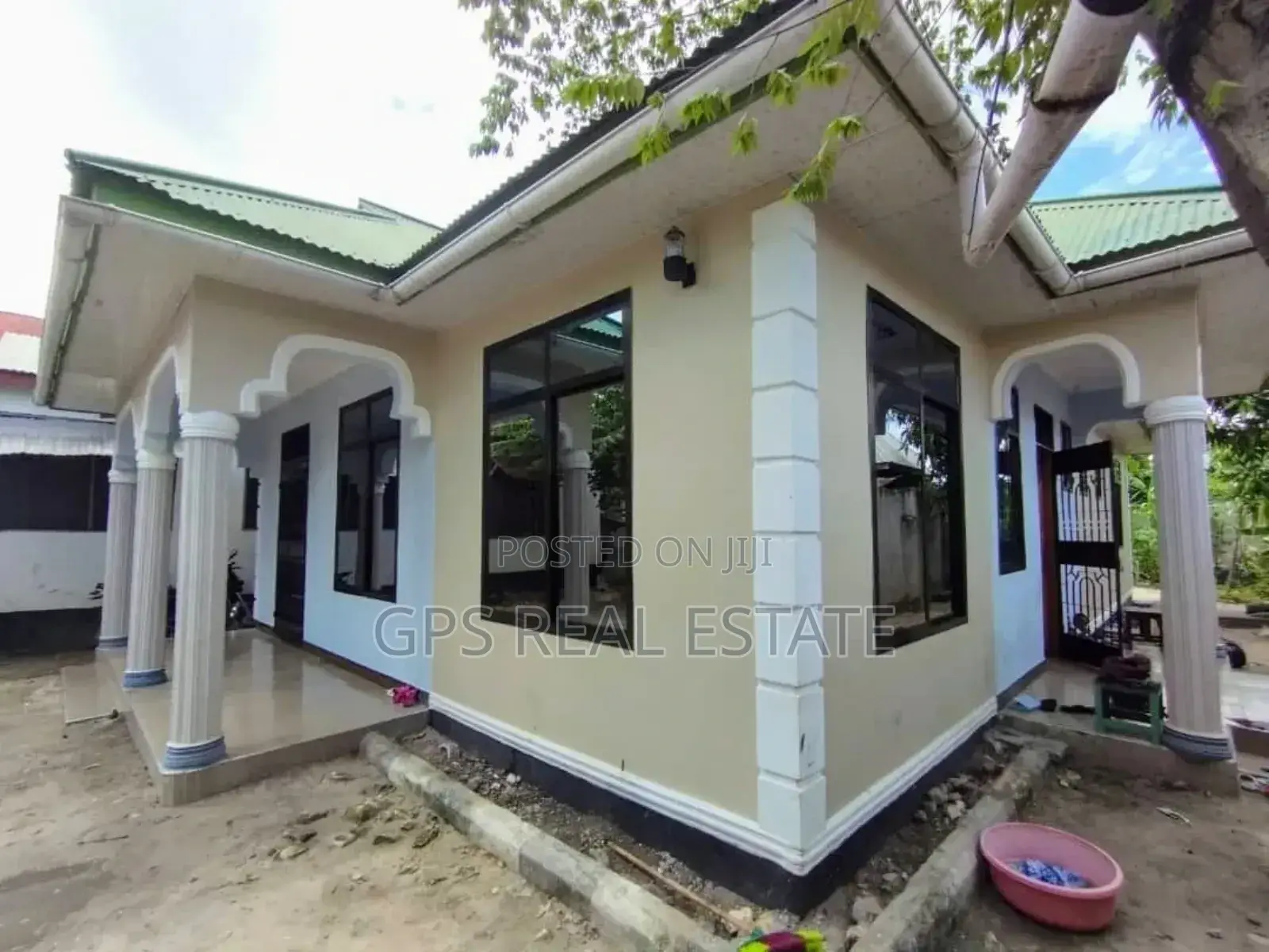 3bdrm House in Kitunda Machimbo, Kigamboni for sale