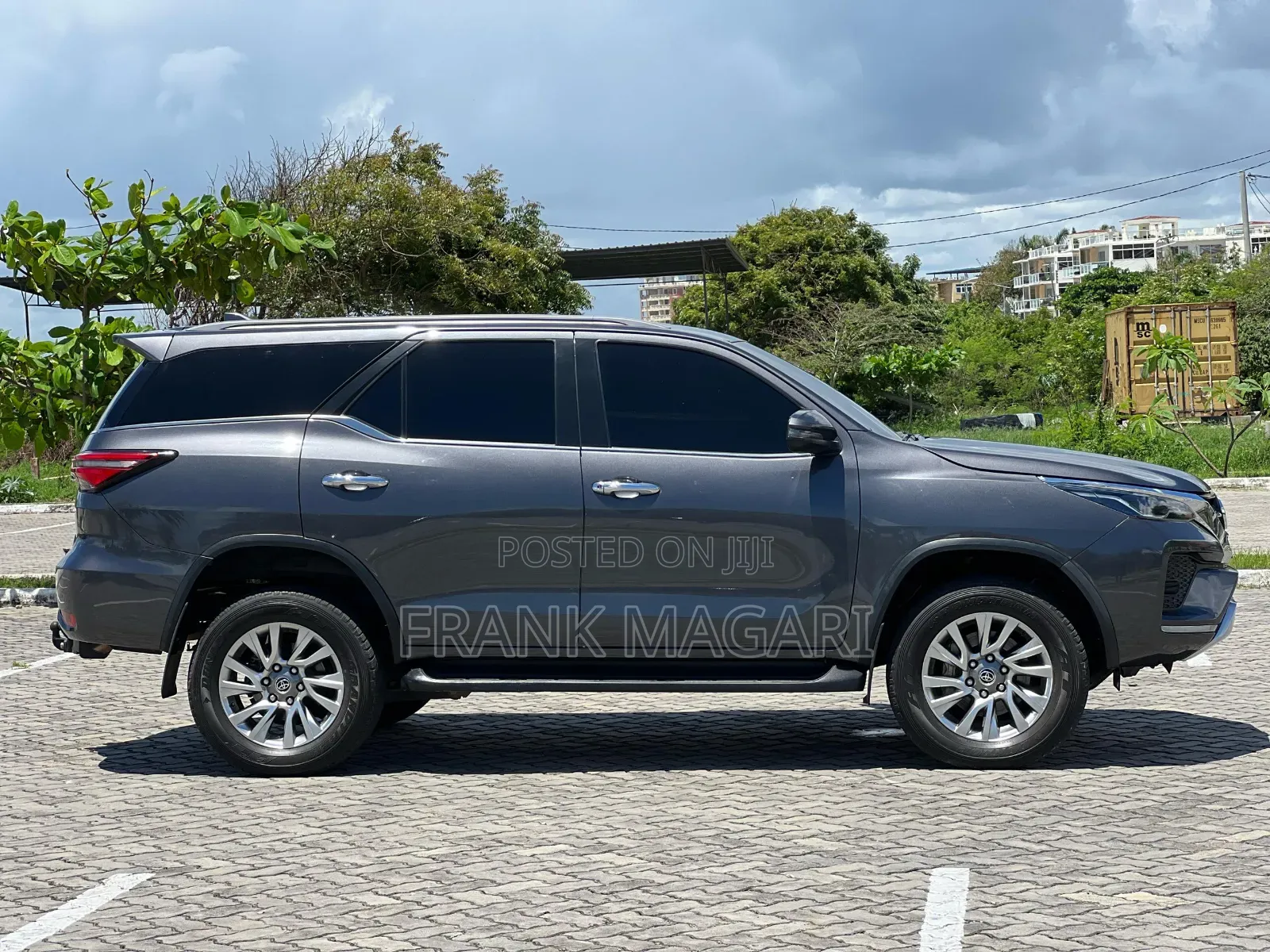 Toyota Fortuner 2022 Gray
