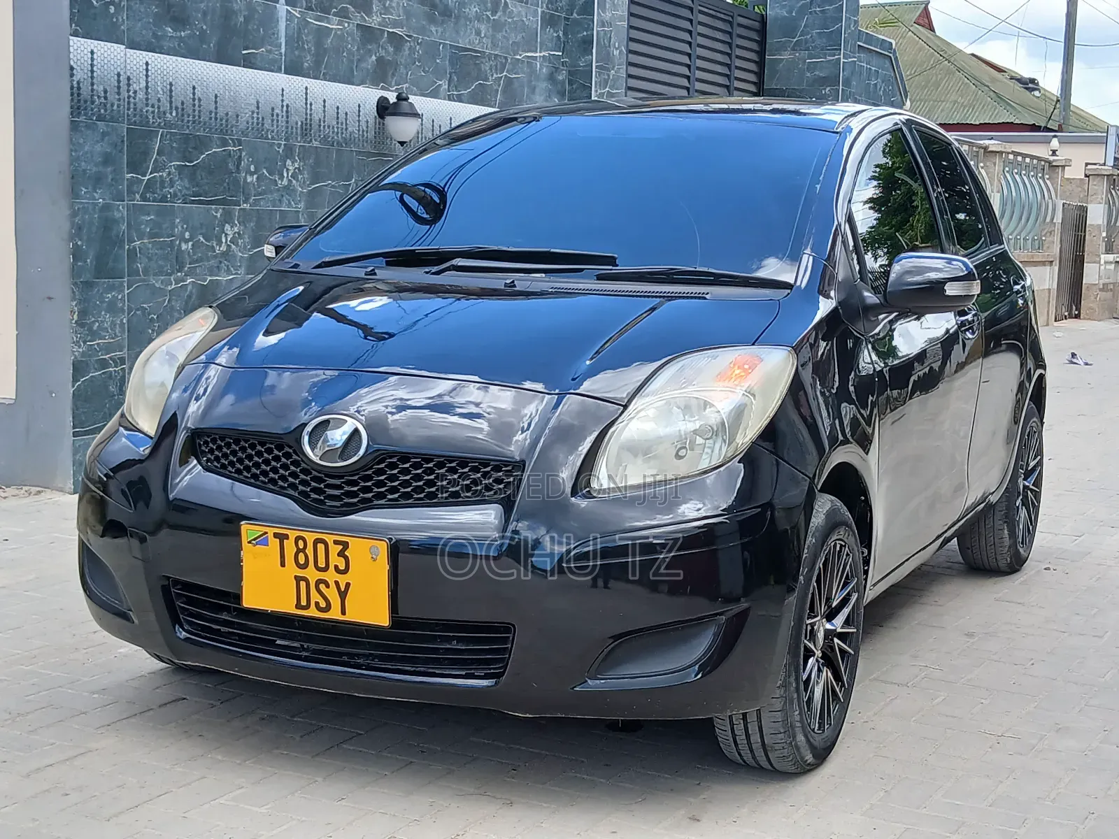 Toyota Vitz 2006 Black