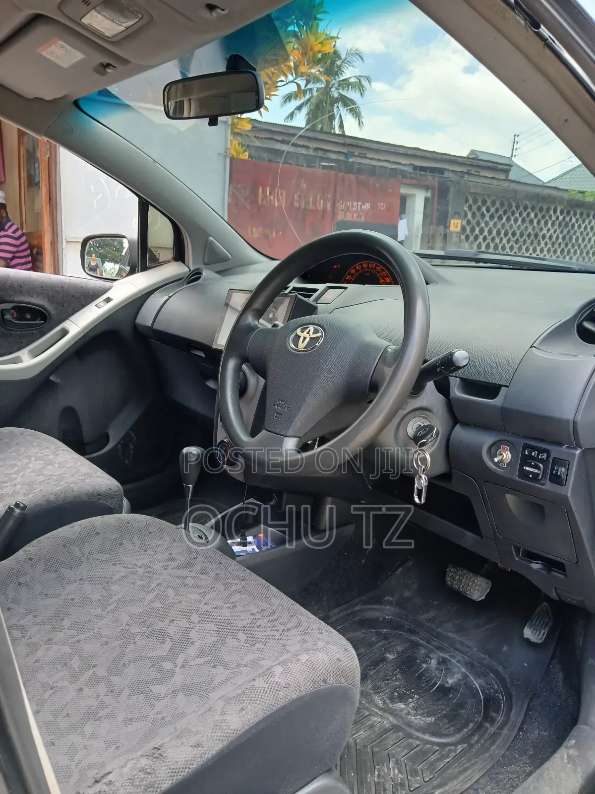 Toyota Vitz 2006 Black