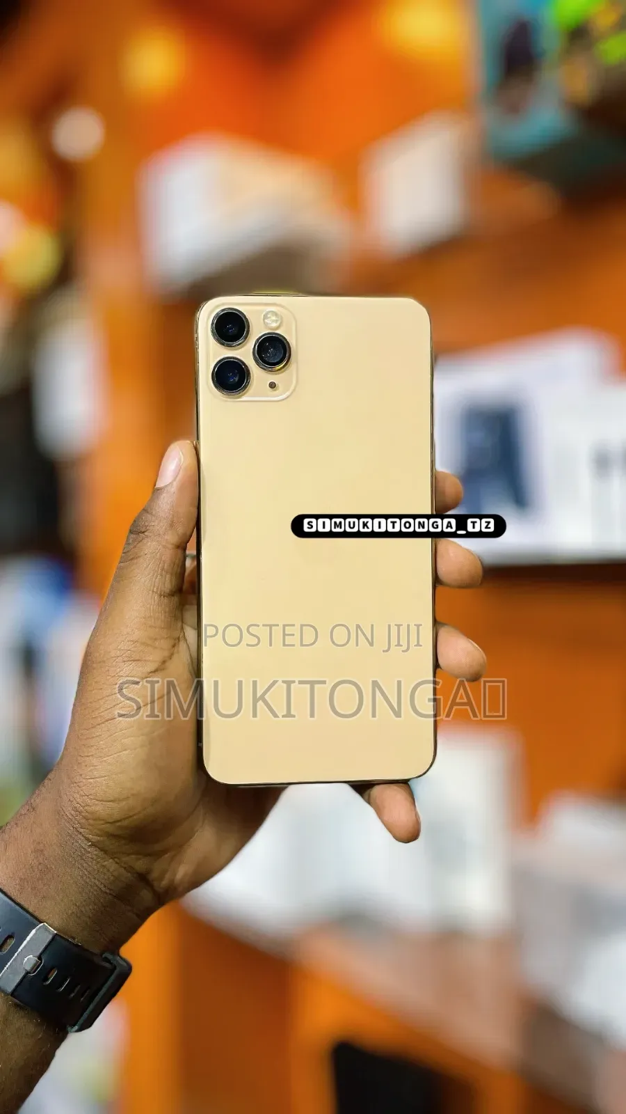 New Apple iPhone 11 Pro Max 64 GB Gold