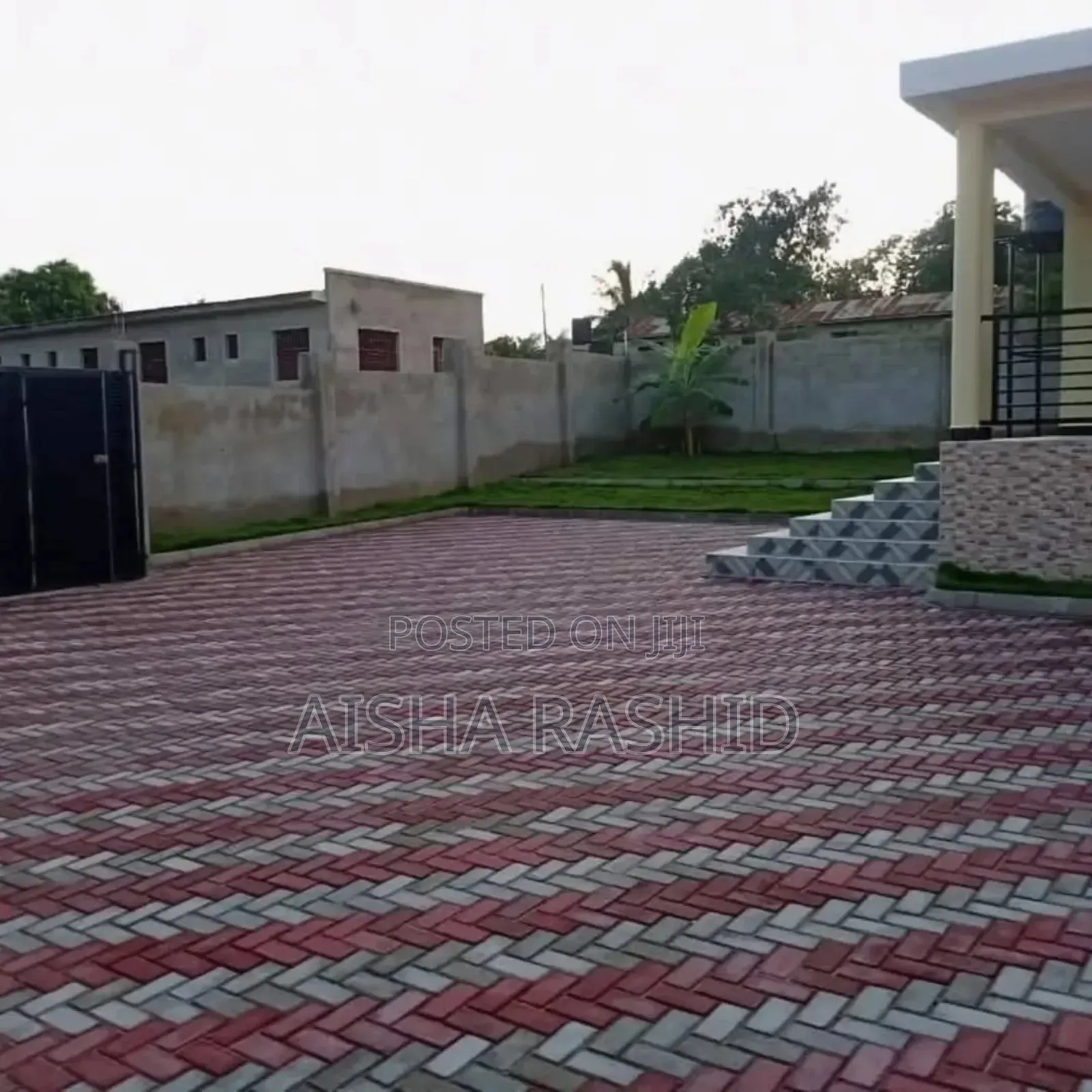 3bdrm House in Goba for sale