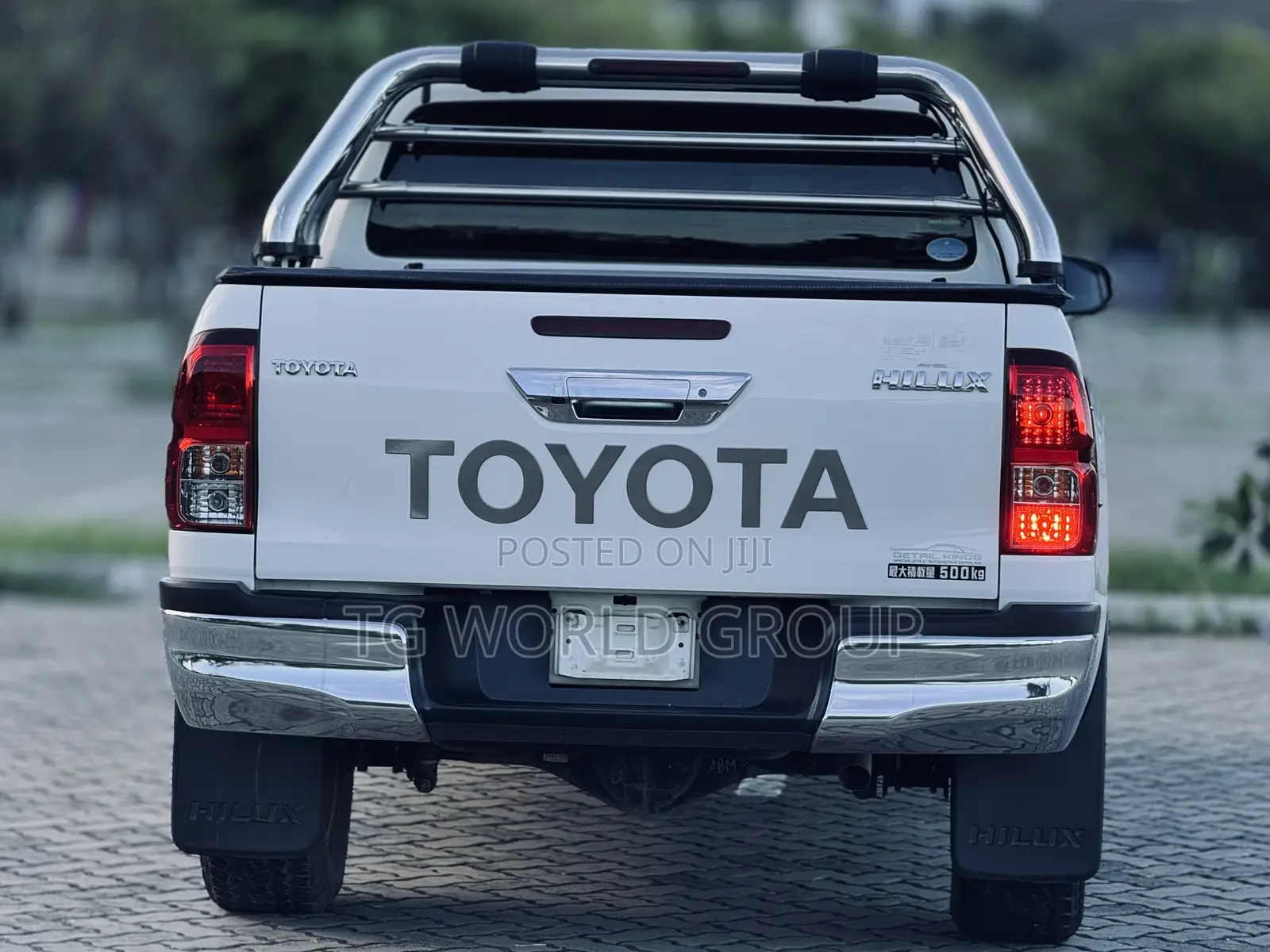 Toyota Hilux 2018 White