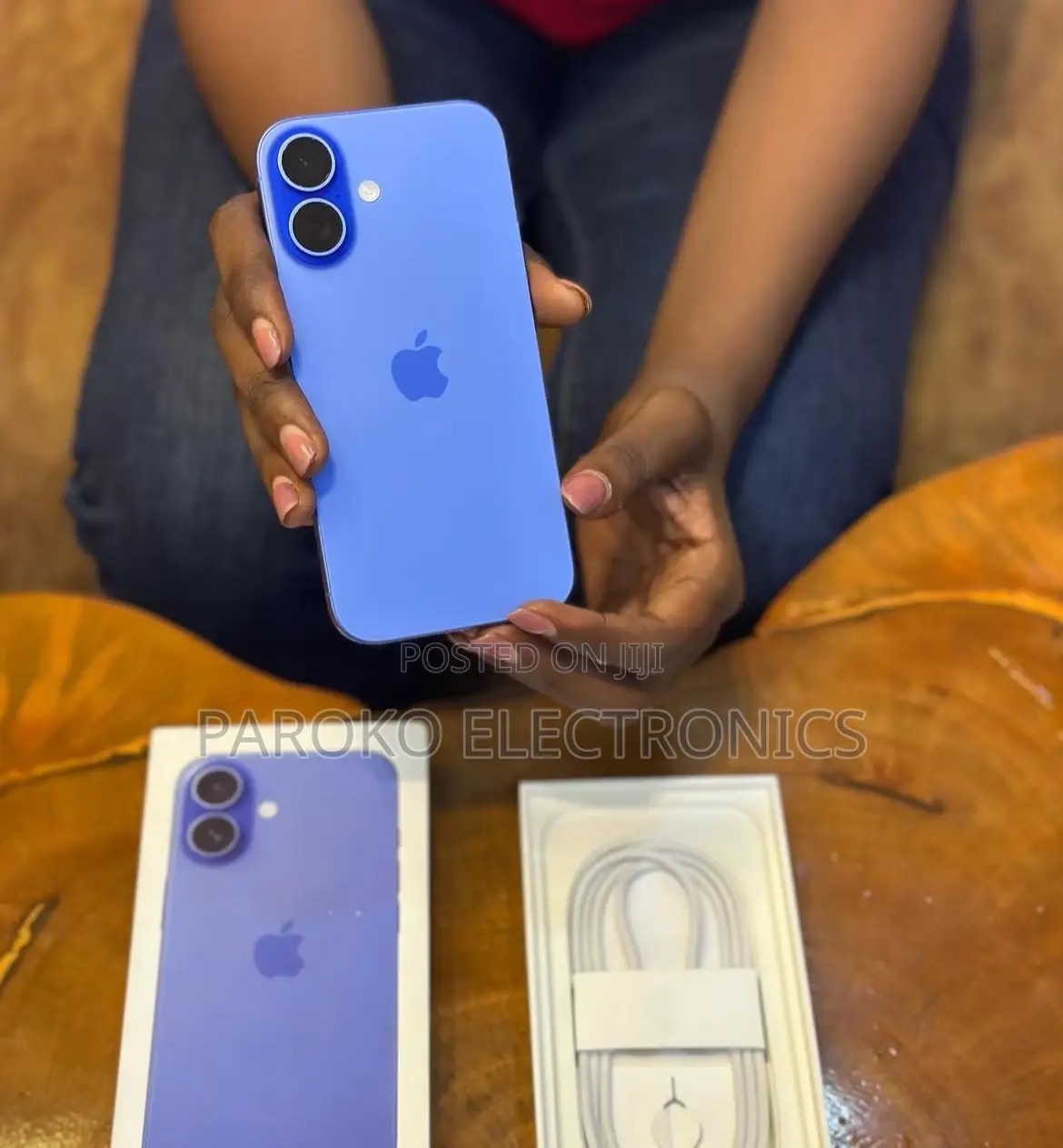 New Apple iPhone 16 128 GB Blue
