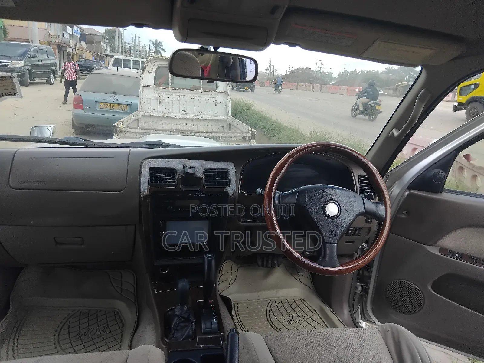 Toyota Hilux Surf 2003 Silver