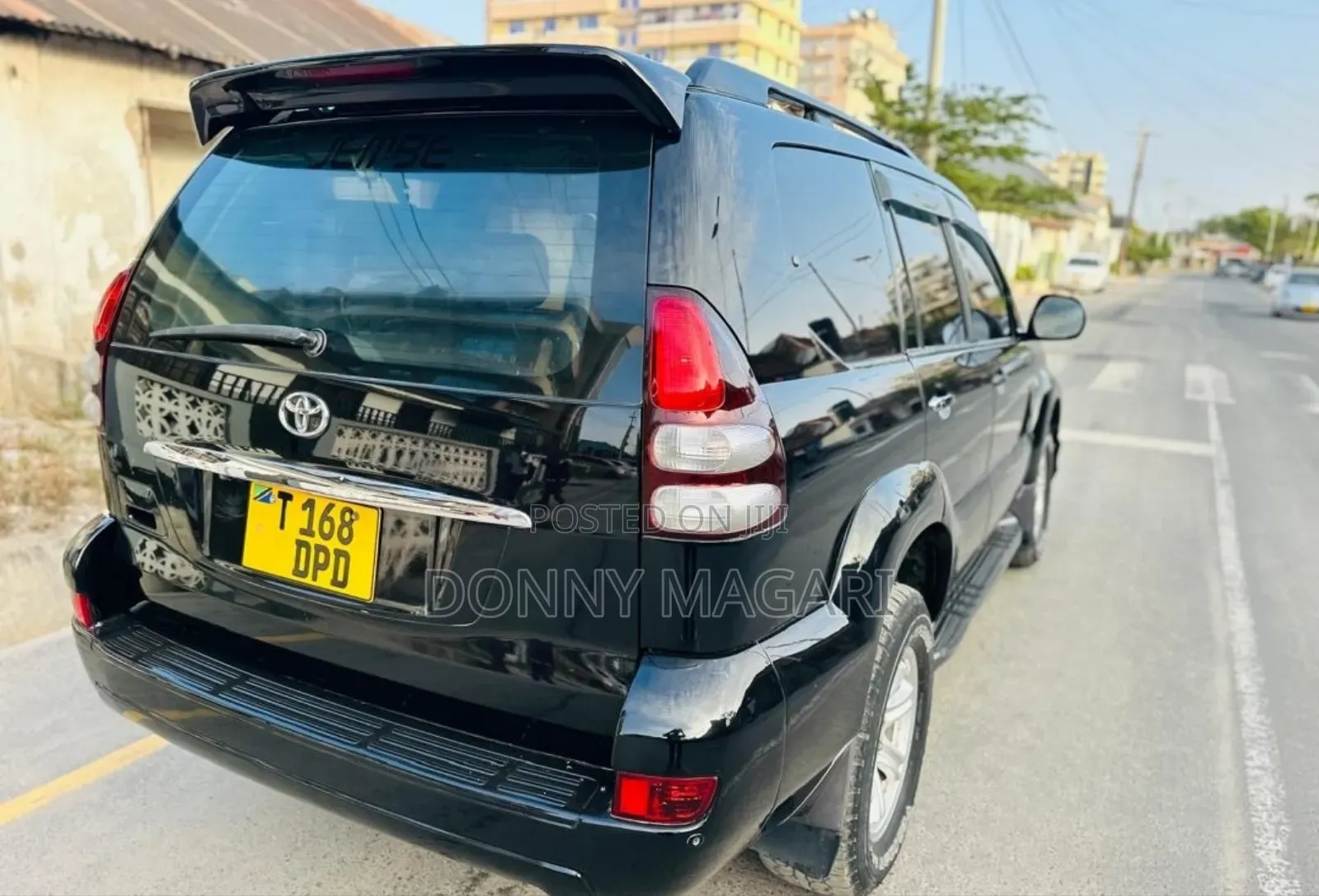 Toyota Land Cruiser 2005 Black