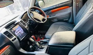 Toyota Land Cruiser 2005 Black