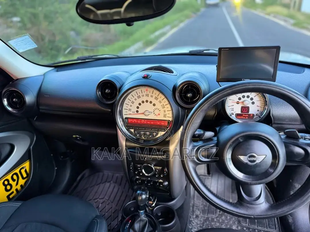 Mini Cooper 2014 White