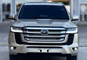 Toyota Land Cruiser 2020 Gold