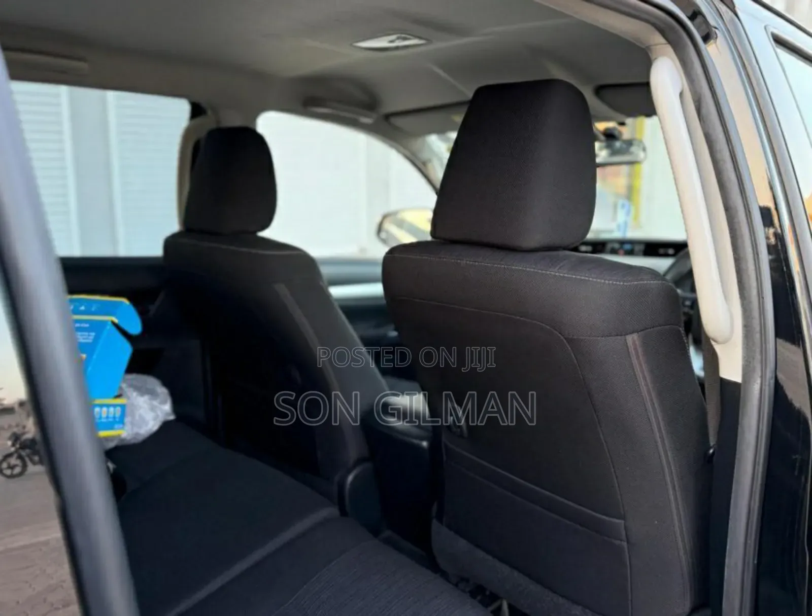 Toyota Hilux 2022 Black